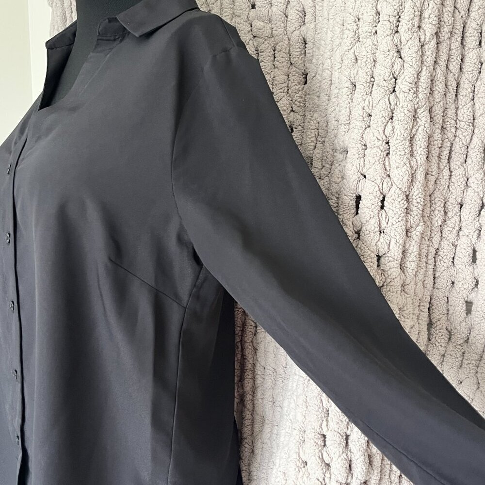 H&M Black V-Neck Button-Up Blouse Size 10 - Picture 7 of 11